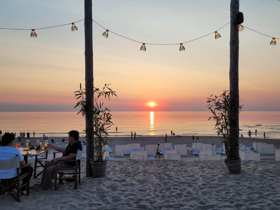 Ithaka Beach House, Unieke Plek Met Vrij Parkeren! Noordwijk Exteriör bild